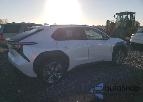 2024 Subaru Solterra Premium z USA, uszkodzony, nr VIN JTMABABA8RA062313